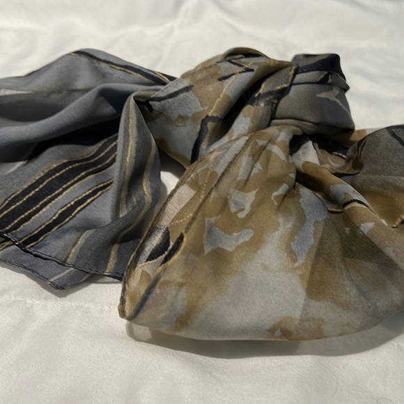 Accessories - Stunning beautifully designed scarf.